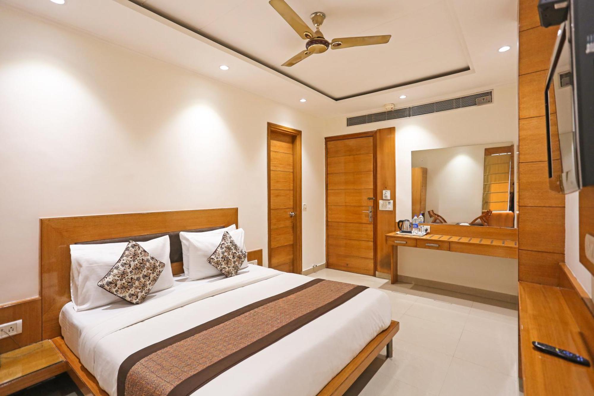 Hotel Fortuner, Karol Bagh, New Delhi Zewnętrze zdjęcie